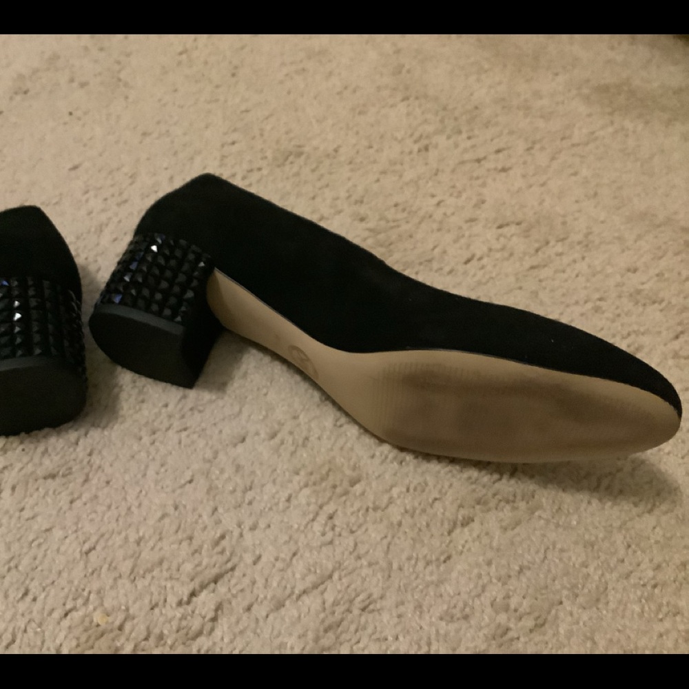 Shoes - Picture 2 of 16